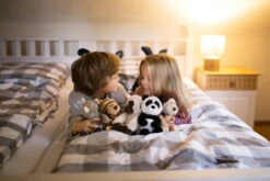 Nici 48064 Zoo Friends Panda Bär Ca 20cm Plüsch Kuscheltier -Nici Plüschtiere Angebote Store 43627 03 Image 43620 43621 43622 43623 2048x1365 8