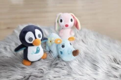 Nici 46570 Wombitombi Schmusetier 3D Nashorn Manuffi 20cm My First Nici -Nici Plüschtiere Angebote Store 46572 06 46570 46571 Milieu 2048x1365 1